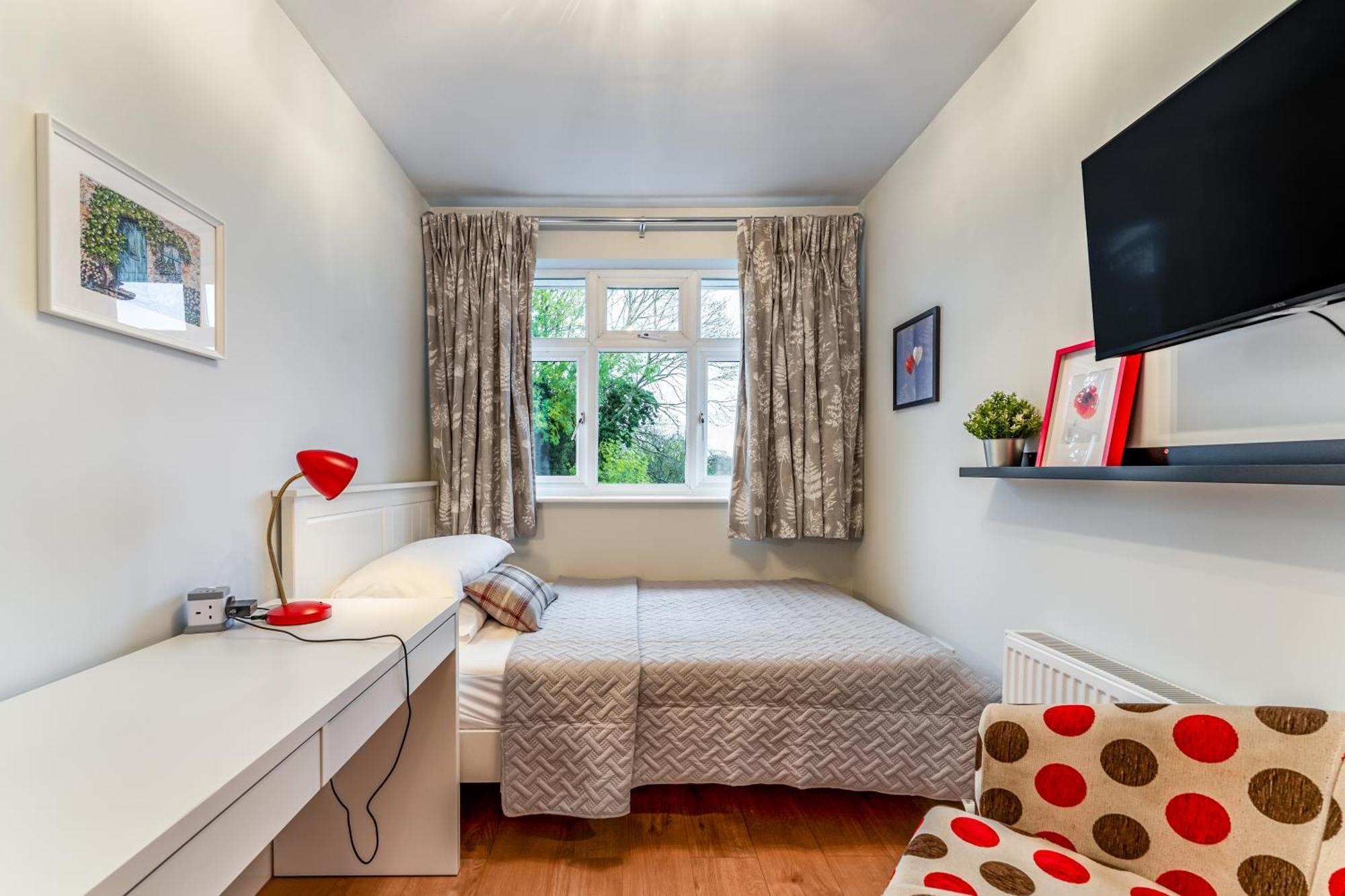 Cozy 4 * Oxford